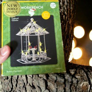 Santa's Workbench Lighted (Yellow) White Gazebo Battery Operated Tested & Works